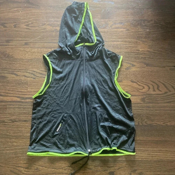 Tops - Speedo Hooded Mesh Zip Tank